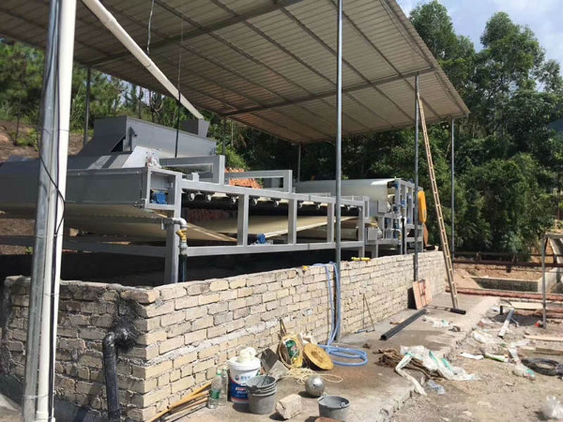 帶式壓濾機(jī) 帶式壓濾機(jī)